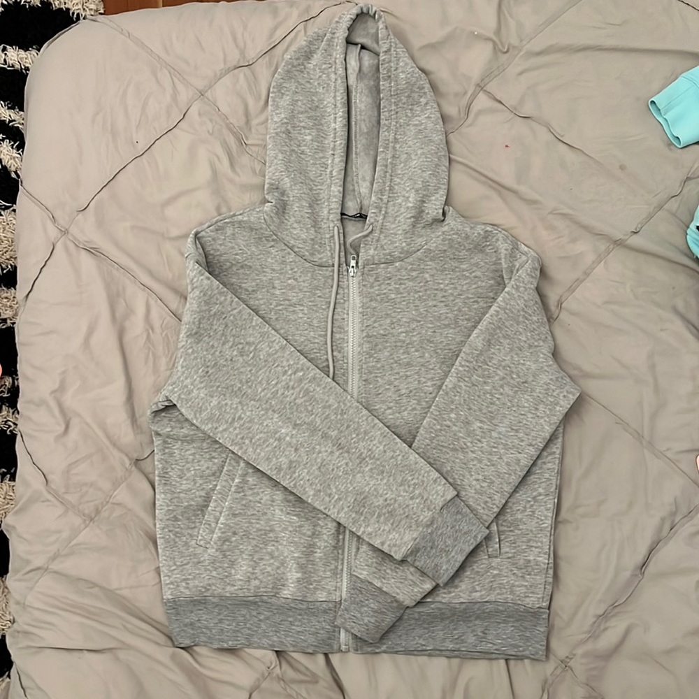 zip up hoodie